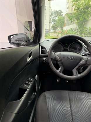 HYUNDAI-HB20S-2013