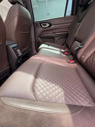 JEEP-COMMANDER-2024
