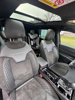 JEEP-COMMANDER-2024