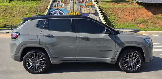 JEEP-COMPASS-2022