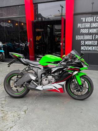 KAWASAKI NINJA ZX-6R KRT 