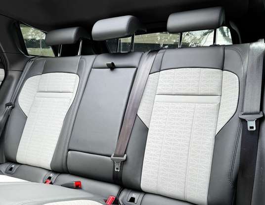 LAND ROVER-RANGE ROVER EVOQUE-2023