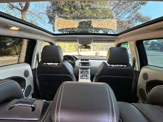 LAND ROVER-RANGE ROVER EVOQUE-2.2 SDA PRESTIGE 4X4 16V DIESEL 4P AUTOMÁTICO LAND ROVER-RANGE ROVER EVOQUE-2014