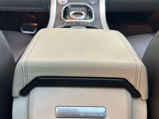 LAND ROVER-RANGE ROVER EVOQUE-2.2 SDA PRESTIGE 4X4 16V DIESEL 4P AUTOMÁTICO LAND ROVER-RANGE ROVER EVOQUE-2014
