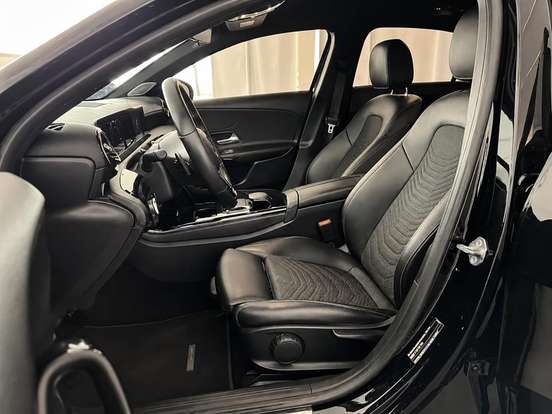 MERCEDES-BENZ-A 200-1.3 CGI GASOLINA STYLE SEDAN 7G-DCT MERCEDES-BENZ-A 200-2019