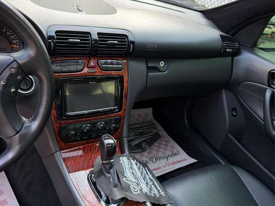 MERCEDES-BENZ-C 180 K-1.8 CLASSIC KOMPRESSOR 16V 143 CV GASOLINA 4P AUTOMÁTICO MERCEDES-BENZ-C 180 K-2003