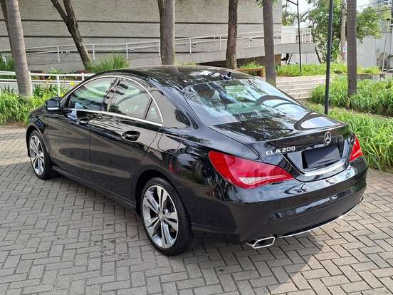 MERCEDES-BENZ-CLA 200-1.6 VISION 16V GASOLINA 4P AUTOMÁTICO MERCEDES-BENZ-CLA 200-2015