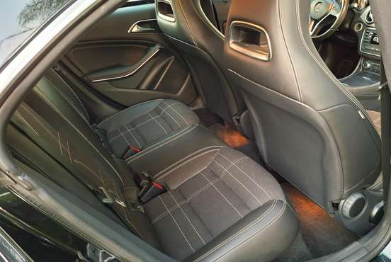 MERCEDES-BENZ-CLA 200-2015
