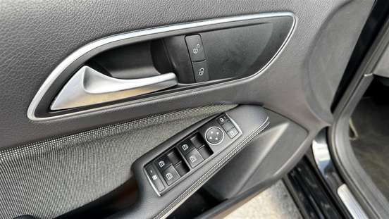 MERCEDES-BENZ-CLASSE A-1.6 200 TURBO STYLE GASOLINA 4P AUTOMATIZADO MERCEDES-BENZ-CLASSE A-2014