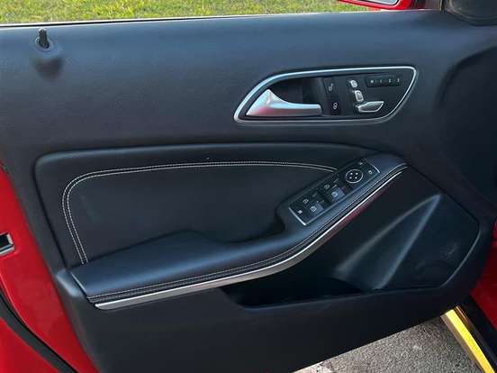 MERCEDES-BENZ-GLA 200-1.6 CGI FLEX ADVANCE 7G-DCT MERCEDES-BENZ-GLA 200-2017