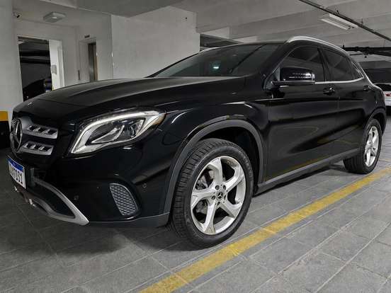 MERCEDES-BENZ-GLA 200-2019