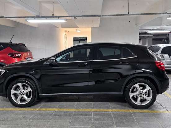 MERCEDES-BENZ-GLA 200-1.6 CGI FLEX ADVANCE 7G-DCT MERCEDES-BENZ-GLA 200-2019
