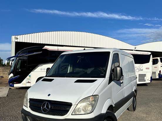 MERCEDES-BENZ-SPRINTER-2.2 311 CDI FURGÃO STREET 7.5 16V BI-TURBO DIESEL MANUAL MERCEDES-BENZ-SPRINTER-2013