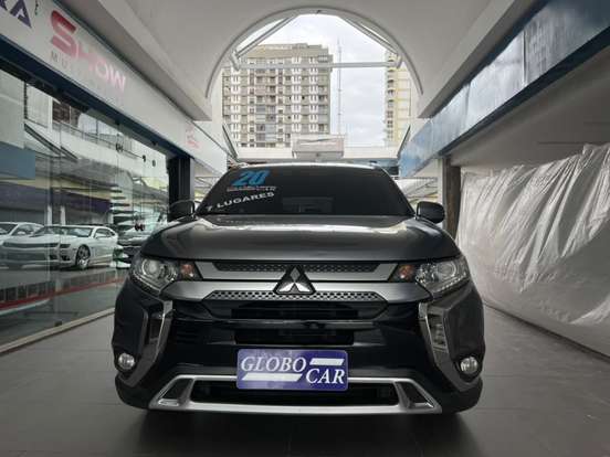 MITSUBISHI-OUTLANDER-2019