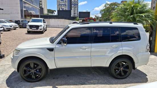 MITSUBISHI-PAJERO FULL-2013