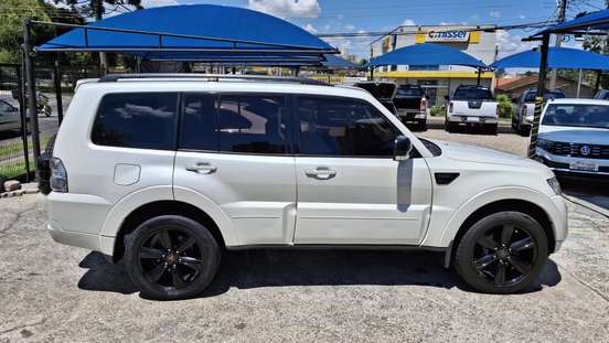 MITSUBISHI-PAJERO FULL-2013