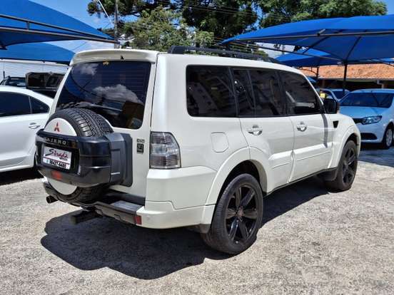 MITSUBISHI-PAJERO FULL-3.2 HPE 4X4 16V TURBO INTERCOOLER DIESEL 4P AUTOMÁTICO MITSUBISHI-PAJERO FULL-2013