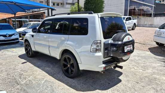 MITSUBISHI-PAJERO FULL-3.2 HPE 4X4 16V TURBO INTERCOOLER DIESEL 4P AUTOMÁTICO MITSUBISHI-PAJERO FULL-2013