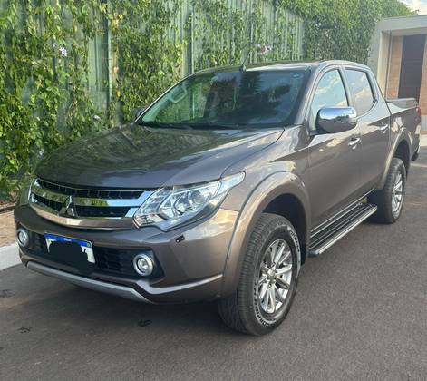 MITSUBISHI L200 TRITON 2.4 16V TURBO DIESEL SPORT HPE-S CD 4P 4X4 AUTOMÁTICO