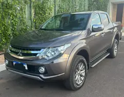 MITSUBISHI L200 TRITON 2.4 16V TURBO DIESEL SPORT HPE-S CD 4P 4X4 AUTOMÁTICO MITSUBISHI L200 TRITON 2.4 16V TURBO DIESEL SPORT HPE-S CD 4P 4X4 AUTOMÁTICO