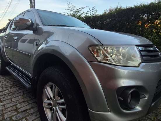MITSUBISHI-L200 TRITON-3.2 HPE 4X4 CD 16V TURBO INTERCOOLER DIESEL 4P AUTOMÁTICO MITSUBISHI-L200 TRITON-2014