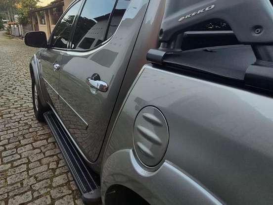 MITSUBISHI-L200 TRITON-3.2 HPE 4X4 CD 16V TURBO INTERCOOLER DIESEL 4P AUTOMÁTICO MITSUBISHI-L200 TRITON-2014