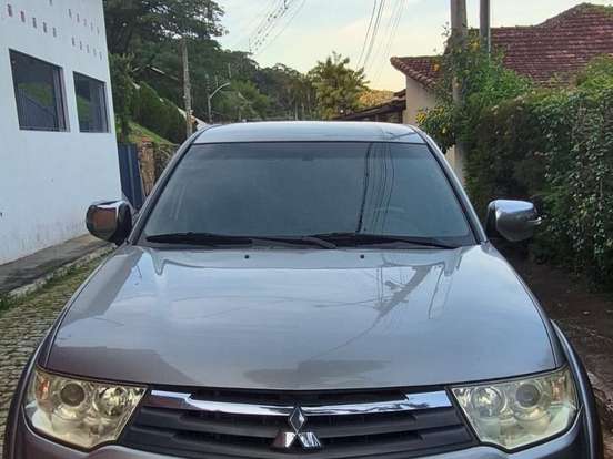 MITSUBISHI-L200 TRITON-3.2 HPE 4X4 CD 16V TURBO INTERCOOLER DIESEL 4P AUTOMÁTICO MITSUBISHI-L200 TRITON-2014