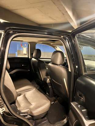 MITSUBISHI-OUTLANDER-2008
