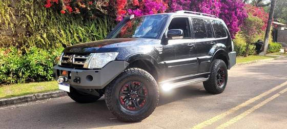 MITSUBISHI PAJERO FULL 3.2 HPE 4X4 16V TURBO INTERCOOLER DIESEL 4P AUTOMÁTICO