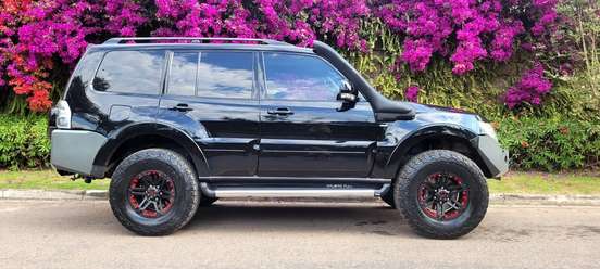 MITSUBISHI-PAJERO FULL-3.2 HPE 4X4 16V TURBO INTERCOOLER DIESEL 4P AUTOMÁTICO MITSUBISHI-PAJERO FULL-2014