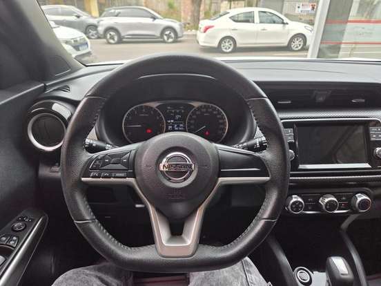 NISSAN-KICKS-1.6 16V FLEXSTART SV 4P XTRONIC NISSAN-KICKS-2018