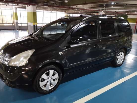 NISSAN-GRAND LIVINA-1.8 SL 16V FLEX 4P AUTOMÁTICO NISSAN-GRAND LIVINA-2011