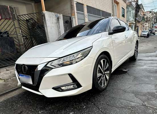 NISSAN-SENTRA-2023
