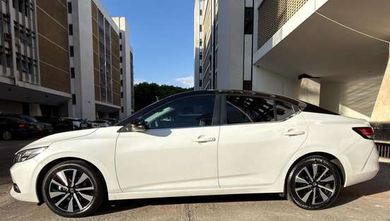 NISSAN-SENTRA-2023