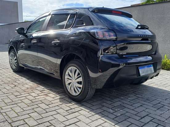 PEUGEOT-208-2023