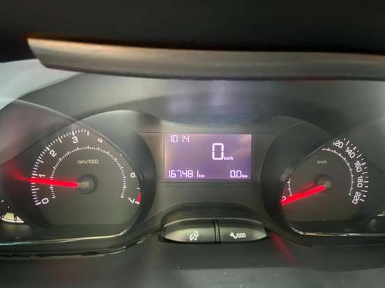 PEUGEOT-208-1.2 ALLURE 12V FLEX 4P MANUAL PEUGEOT-208-2018