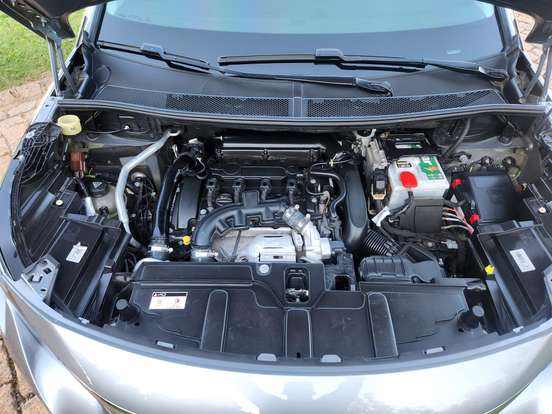 PEUGEOT-3008-1.6 GRIFFE THP 16V GASOLINA 4P AUTOMÁTICO PEUGEOT-3008-2018