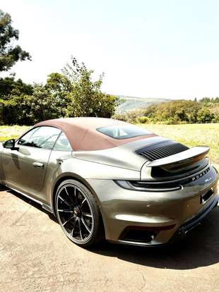 PORSCHE-911-2022