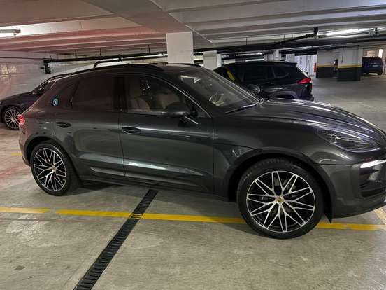 PORSCHE-MACAN-2022