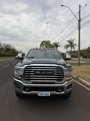 RAM 3500 6.7 I6 TURBO DIESEL LIMITED LONGHORN CD 4X4  AUTOMÁTICO