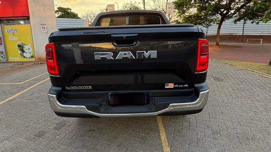 RAM RAMPAGE 2.0 TURBO DIESEL LARAMIE 4X4 AUTOMÁTICO