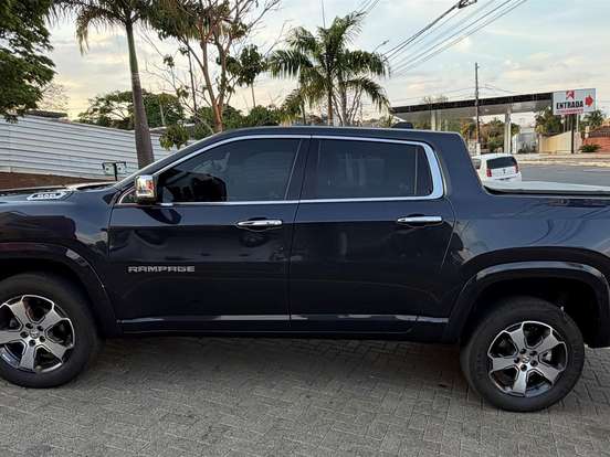 RAM-RAMPAGE-2.0 TURBO DIESEL LARAMIE 4X4 AUTOMÁTICO RAM-RAMPAGE-2023