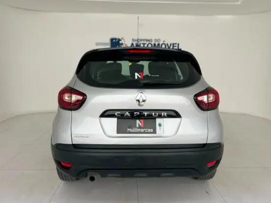 RENAULT-CAPTUR-2020