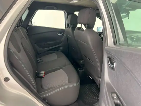 RENAULT-CAPTUR-2020