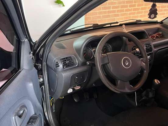 RENAULT-CLIO-1.0 EXPRESSION 16V FLEX 4P MANUAL RENAULT-CLIO-2013