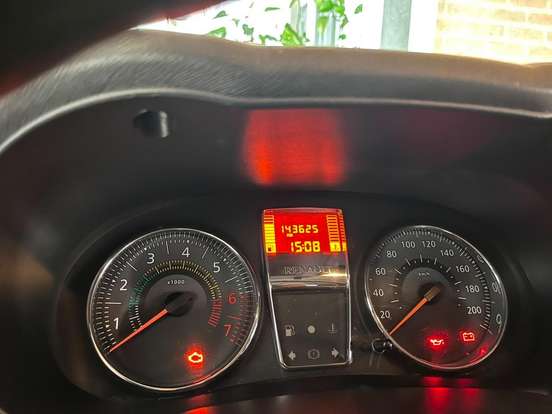 RENAULT-CLIO-1.0 EXPRESSION 16V FLEX 4P MANUAL RENAULT-CLIO-2013