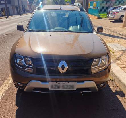RENAULT-DUSTER-2015