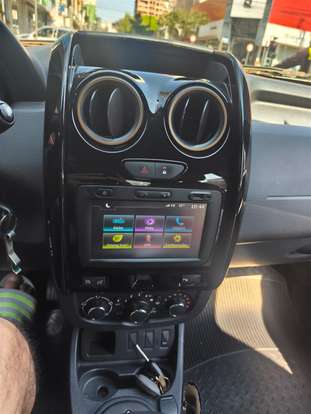 RENAULT-DUSTER-2015