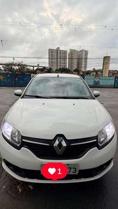 RENAULT-SANDERO-2016