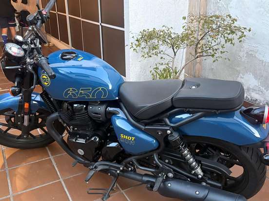 ROYAL ENFIELD-SHOTGUN 650 PLASMA BLUE ROYAL ENFIELD-SHOTGUN 650 PLASMA BLUE-2025